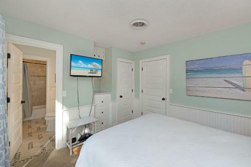 1030 Sparrow Pond Cottage