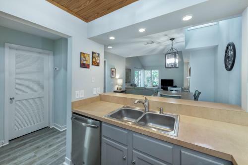 4335 Windswept Villa