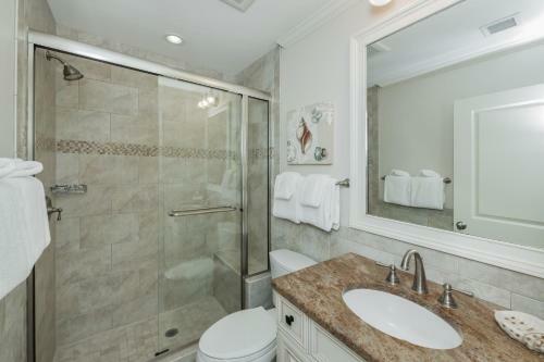 Villa 1380 Fairway Oaks