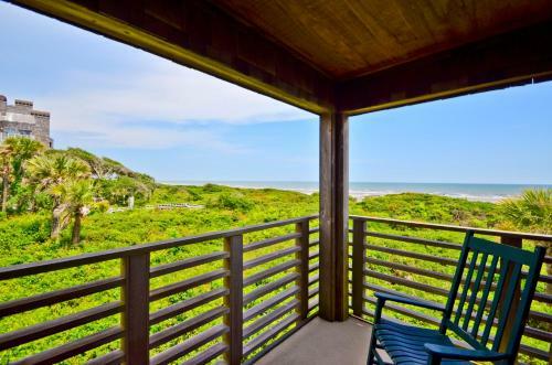 4320 Windswept Villa