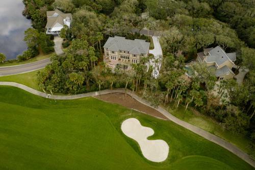 1 Nicklaus Lane
