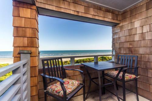 4431 Windswept Villa