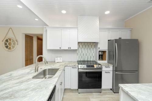 4906 Turtle Point Villa