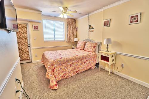 Aparthotel Suites At The Beach