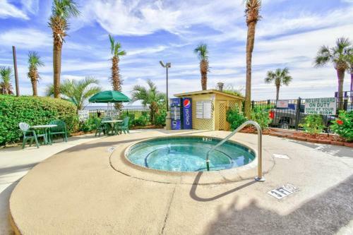 Aparthotel Suites At The Beach