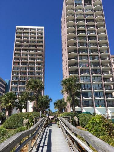 Aparthotel Suites At The Beach