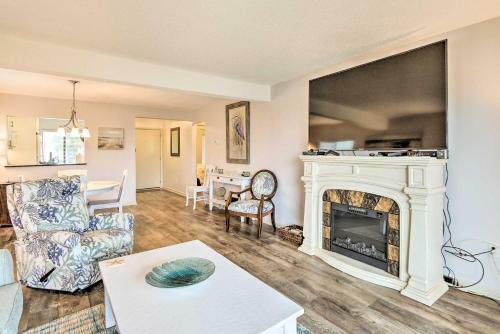 Apartamento Luxe Island Condo With Deck Play, Swim And Relax!