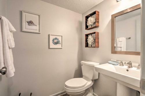 Apartamento Luxe Island Condo With Deck Play, Swim And Relax!