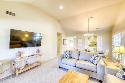 445 Golf Shores