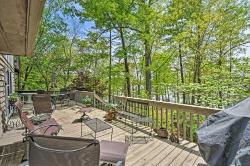 Idyllic Lakefront Westminster Home With Private Dock