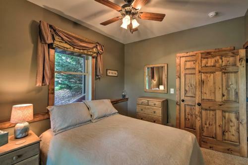 Spacious Family Retreat Steps To Lake Keowee
