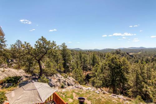 Spacious Black Hills Home With Deck And Panoramic Views