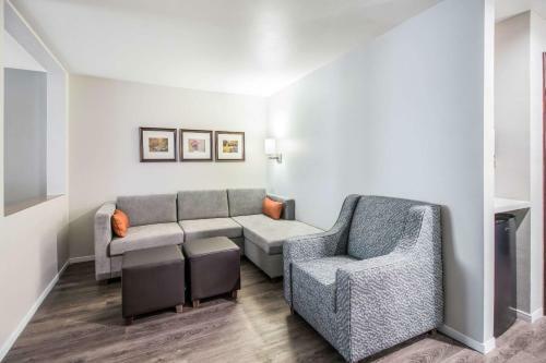 Hotel Comfort Suites