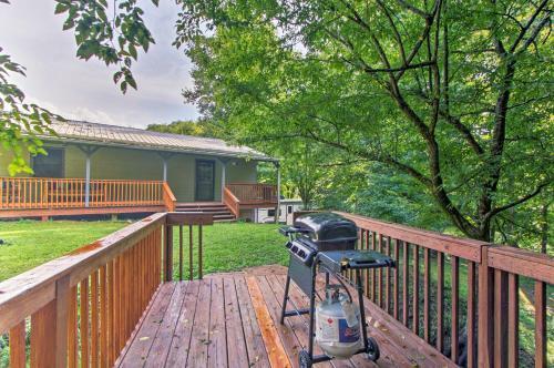 Cosby Cabin With 2 Porches, Deck And Game Room!