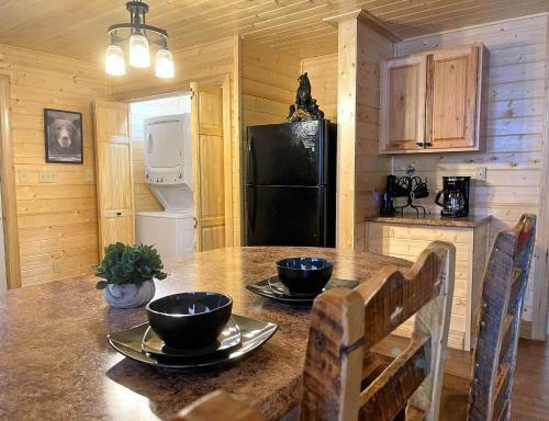 Gatlinburg - Honeymoon Hideaway