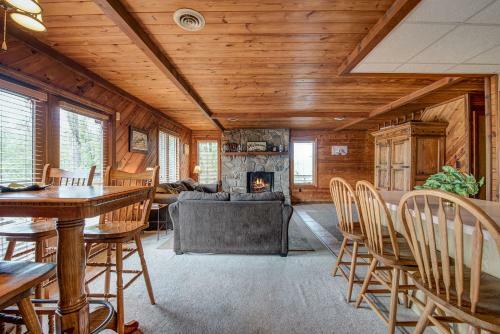 Above The Clouds Ii, 4 Bedrooms, Sleeps 11, View, Pet Friendly, Pool, Golf