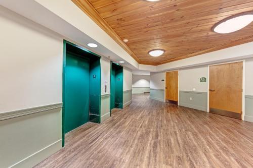 Baskin's Creek Condos III