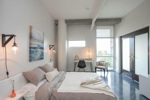 Sleek Furnished Modern Downtown Condo