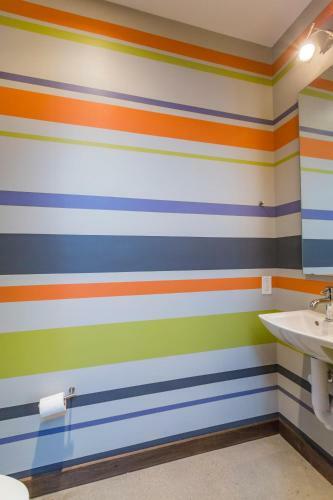 New! Modern And Spacious Nashville Corporate Condo