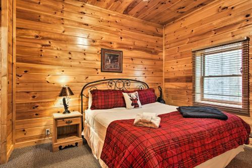 3,500-sq-ft Cabin - Sunrise And Mtn View And Pool Access