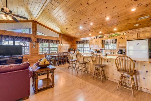 Misty Vista Cabin