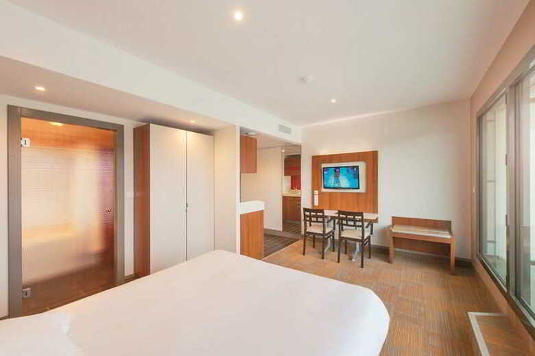 Hotel Lyon Metropole & Spa