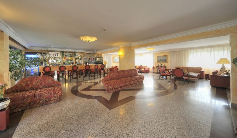 Hotel Aurora Garden