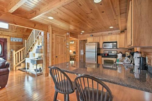 Log Cabin, 6 Mi To Great Smoky Mountains Parkway!