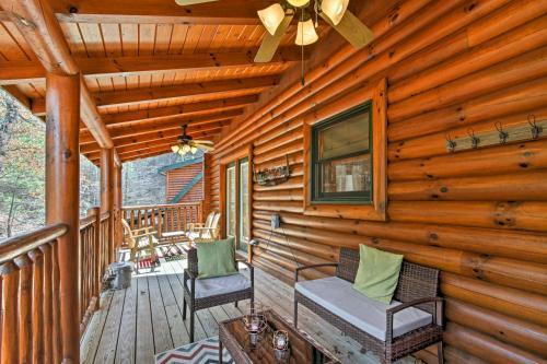 Log Cabin, 6 Mi To Great Smoky Mountains Parkway!