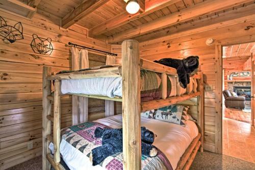 Log Cabin, 6 Mi To Great Smoky Mountains Parkway!