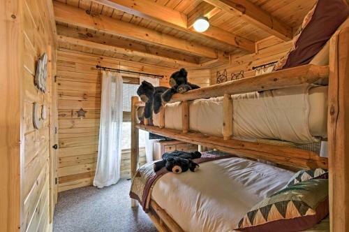 Log Cabin, 6 Mi To Great Smoky Mountains Parkway!