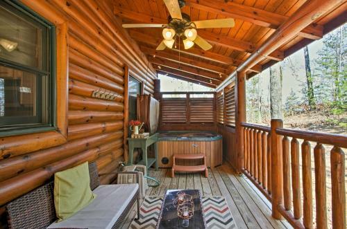 Log Cabin, 6 Mi To Great Smoky Mountains Parkway!