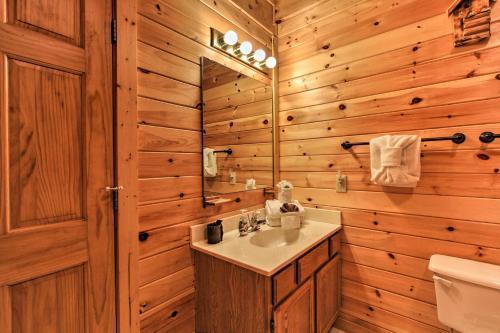 Rustic Sevierville Cabin With Spacious Porch And Views!