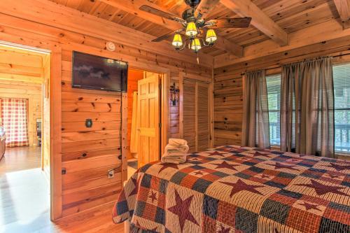 Family-friendly Cabin In Douglas Lake Community!