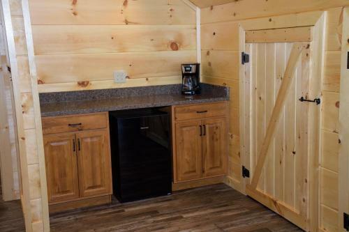 All Decked Out Cabin