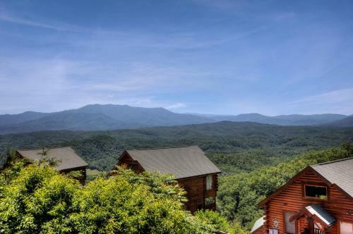 Tennessee Treasure #232 By Aunt Bug's Cabin Rentals