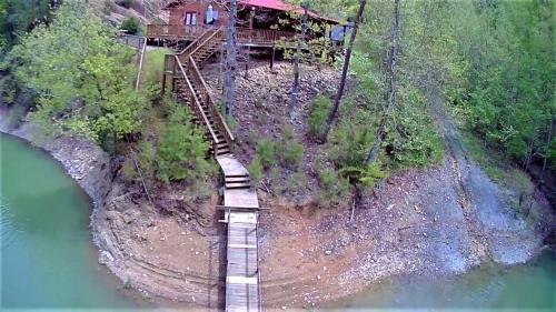 Free Xplorie Attractions Every Day! - Country Oasis