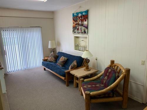 Ranch House Of Cunningham Cabins Near State Parks