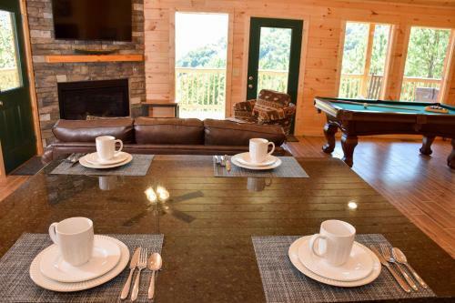 Little Feather - 1 Bedrooms, 1 Baths, Sleeps 4 Home