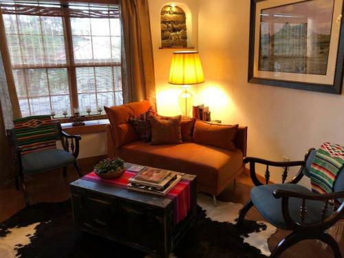 Bed & Breakfast El Viejo Adobe - Across From Sul Ross Campus