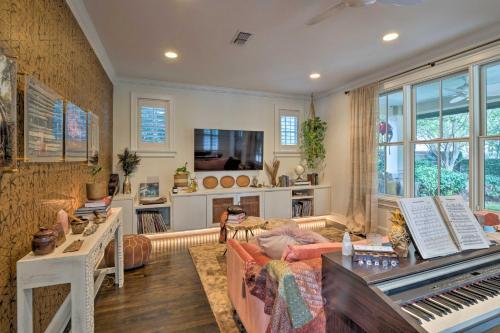 Central Austin Oasis With Hot Tub - 2 Mi To Dtwn!