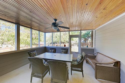 New Listing! Soco Charmer With Screened Porch, Yard Home