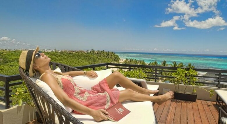 Hotel La Divina By Aldea Thai