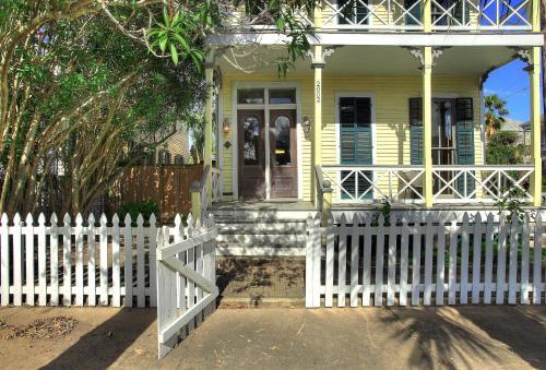 1886 Victorian Home