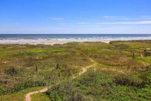 Barefoot Pelican By Ryson Vacation Rentals