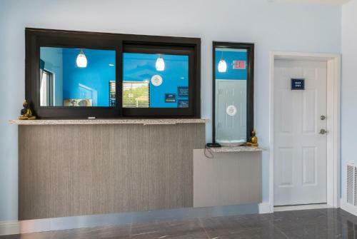 Hotel Americas Best Value Inn- Aldine Westfield