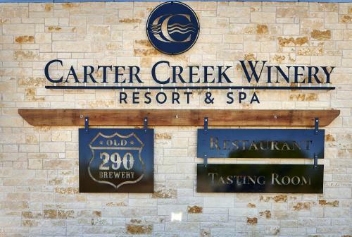 Hotel Carter Creek Winery Resort & Spa