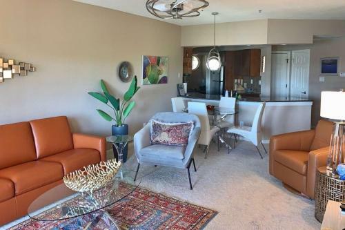 The Hideaway At The Island On Lake Travis