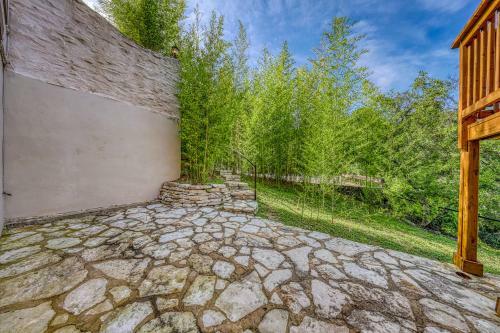 Peaceful Retreat On Quiet Cove On Lake Travis