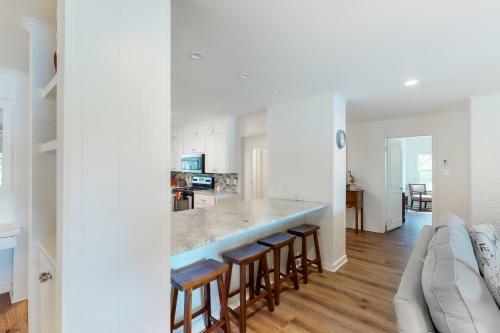 Crestwood Acres